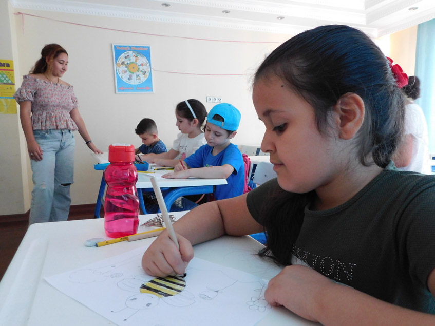 Art session with Miss. Rama for the kids and our guest Jude. Quilling art for the girls with Miss. Roaa.