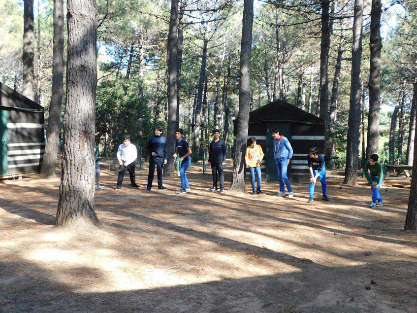 Camp for the young boys in nature included some lectures with Dr Amin Sheikh about self confidence and how to be an influential individual in the society.