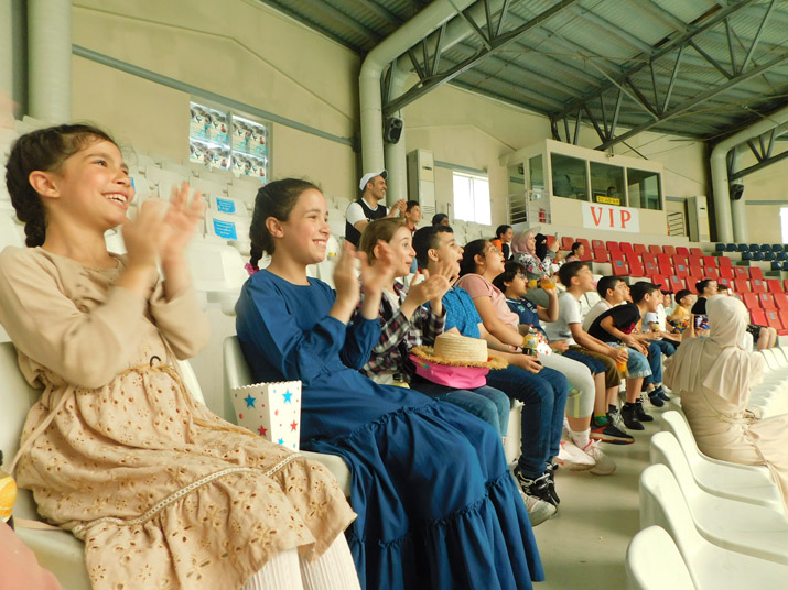 Outdoor Adventures: Taking Children to Aqua Parks for Dolphin Shows and Outdoor Fun.