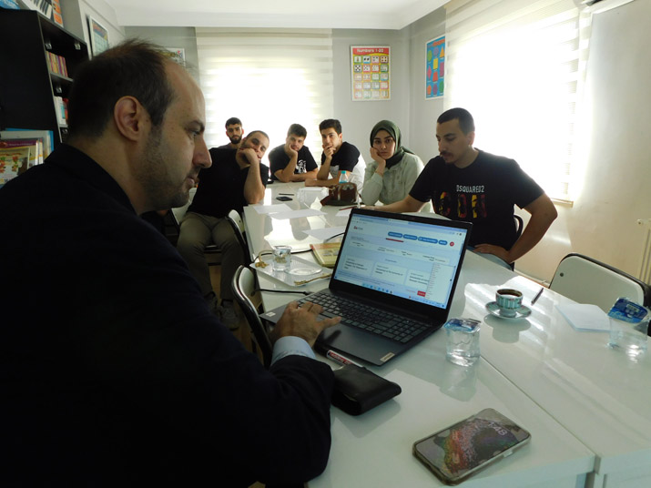 Unlocking Opportunities: Mr. Mohammed Alaa Ghanim’s Insights on Scholarship Applications in America and Europe